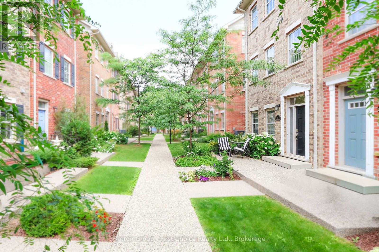 11 John Russell Lane, Kitchener, Ontario  N2H 0B4 - Photo 4 - X13532902