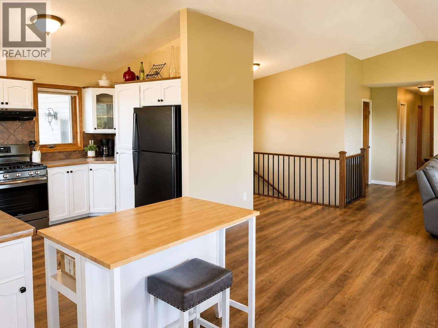 12713 Aitchison Road, Charlie Lake, British Columbia  V0C 1H0 - Photo 16 - R3143430