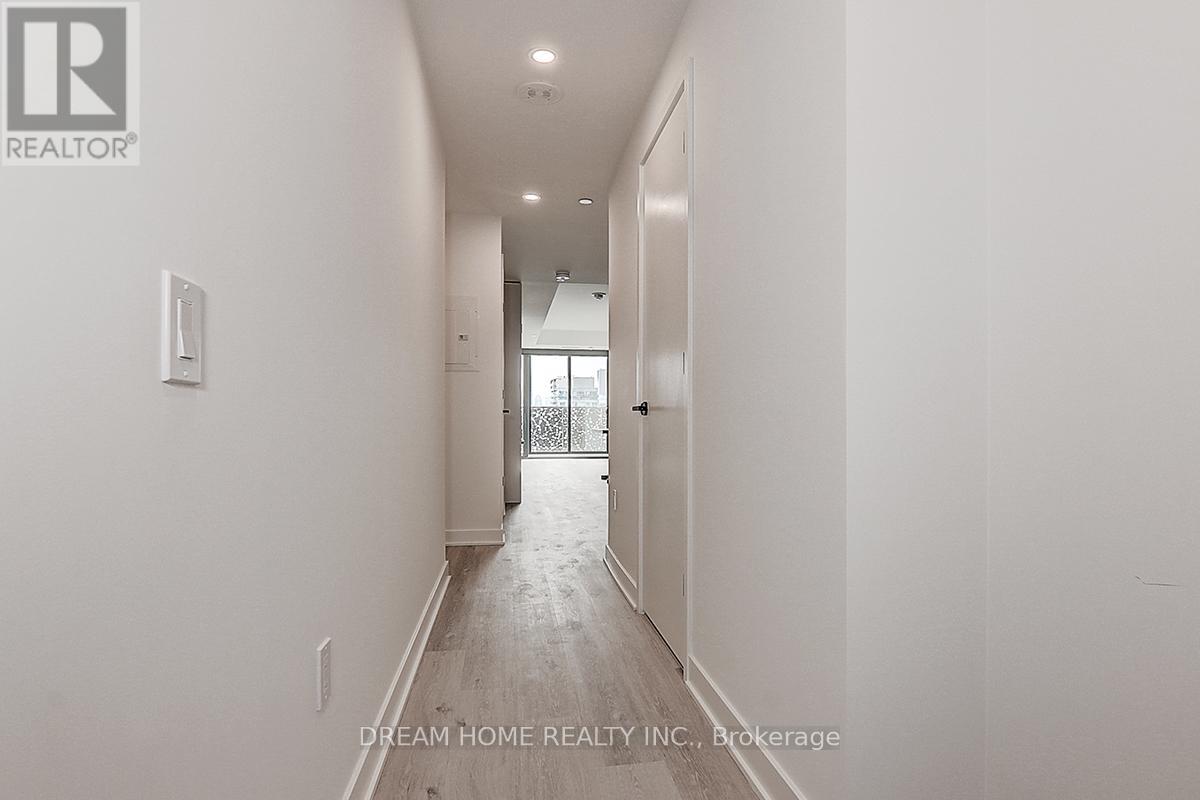 3002 - 55 Charles Street E, Toronto, Ontario  M4Y 0J1 - Photo 3 - C13532874