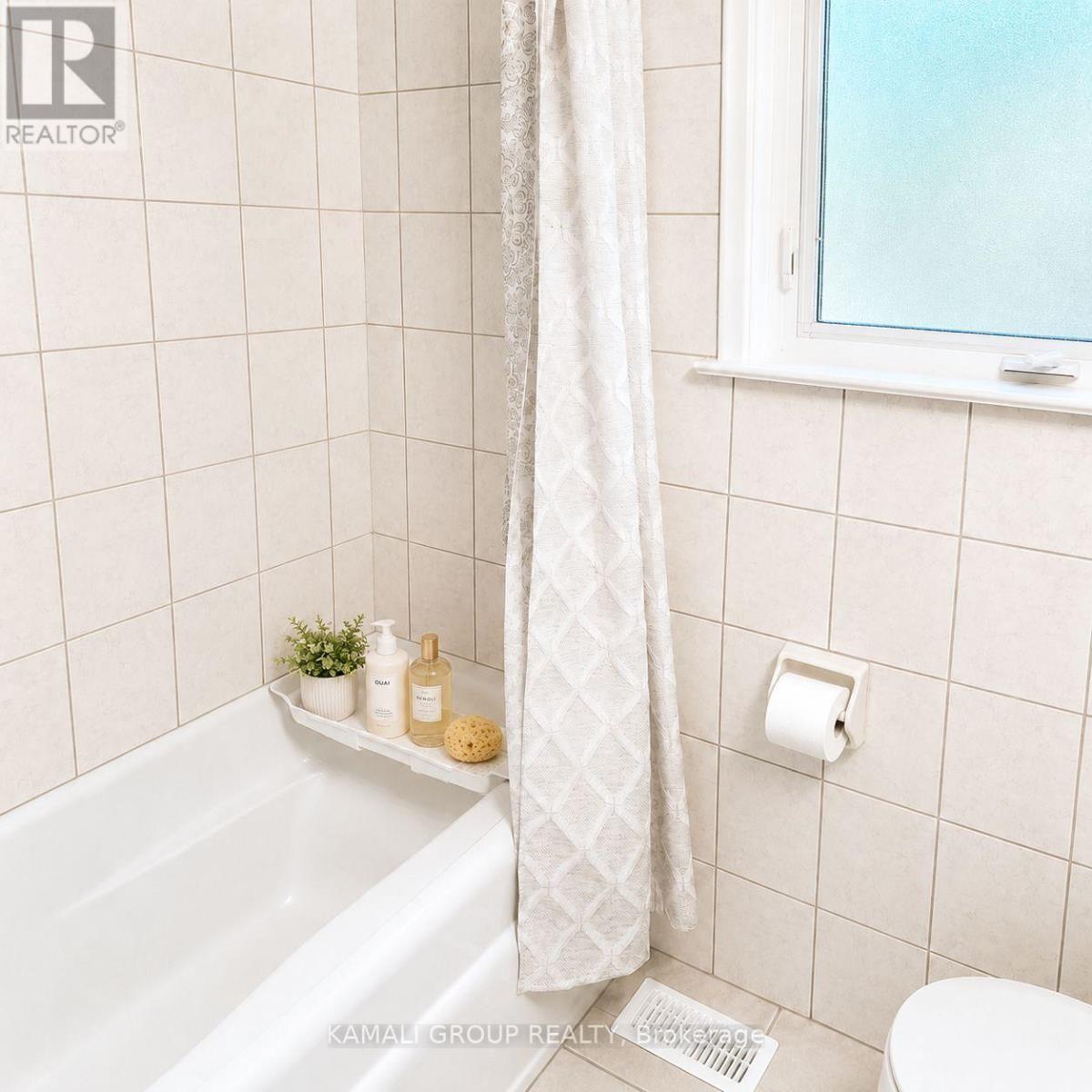 Main - 267 Homewood Avenue, Toronto, Ontario  M2R 2N4 - Photo 11 - C13532908