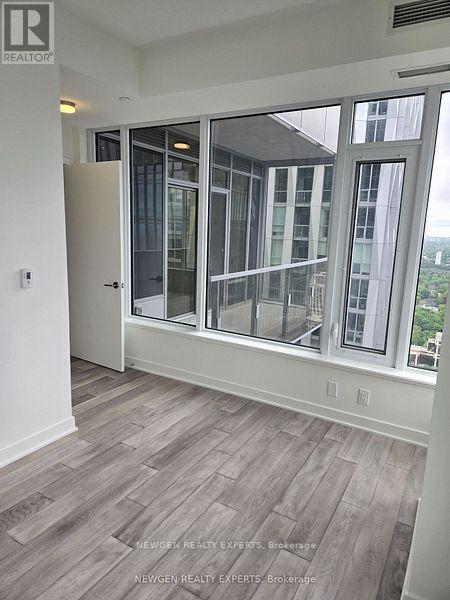 4807 - 11 Yorkville Avenue, Toronto, Ontario  M4W 0B7 - Photo 14 - C13532960