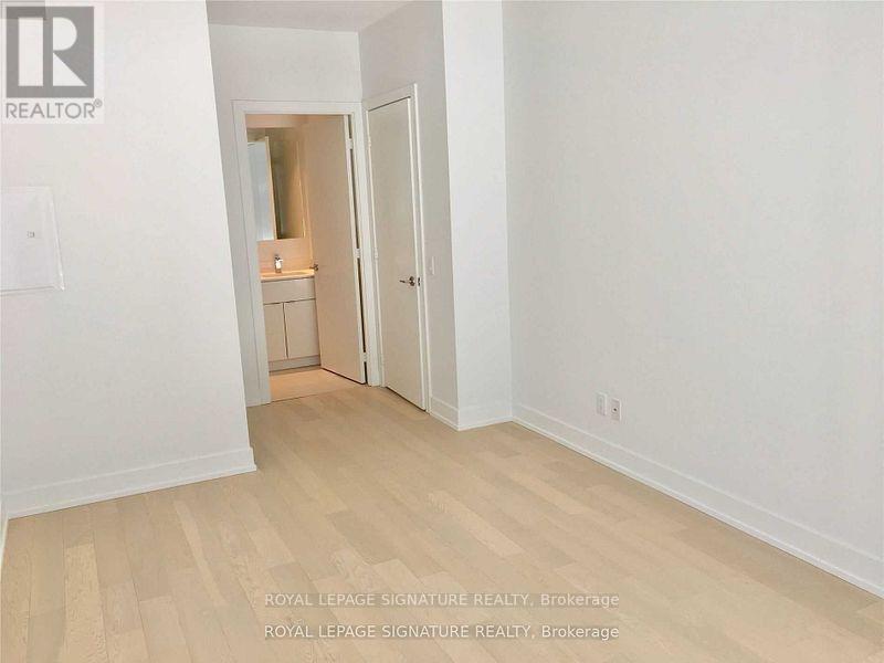 702 - 7 Grenville Street, Toronto, Ontario  M4Y 0E9 - Photo 19 - C13533046