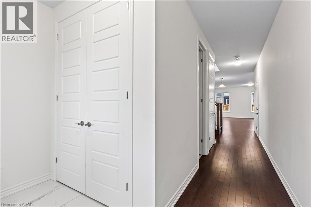 340 Thimbleweed Court, Milton, Ontario  L9T 2X5 - Photo 4 - 40845124