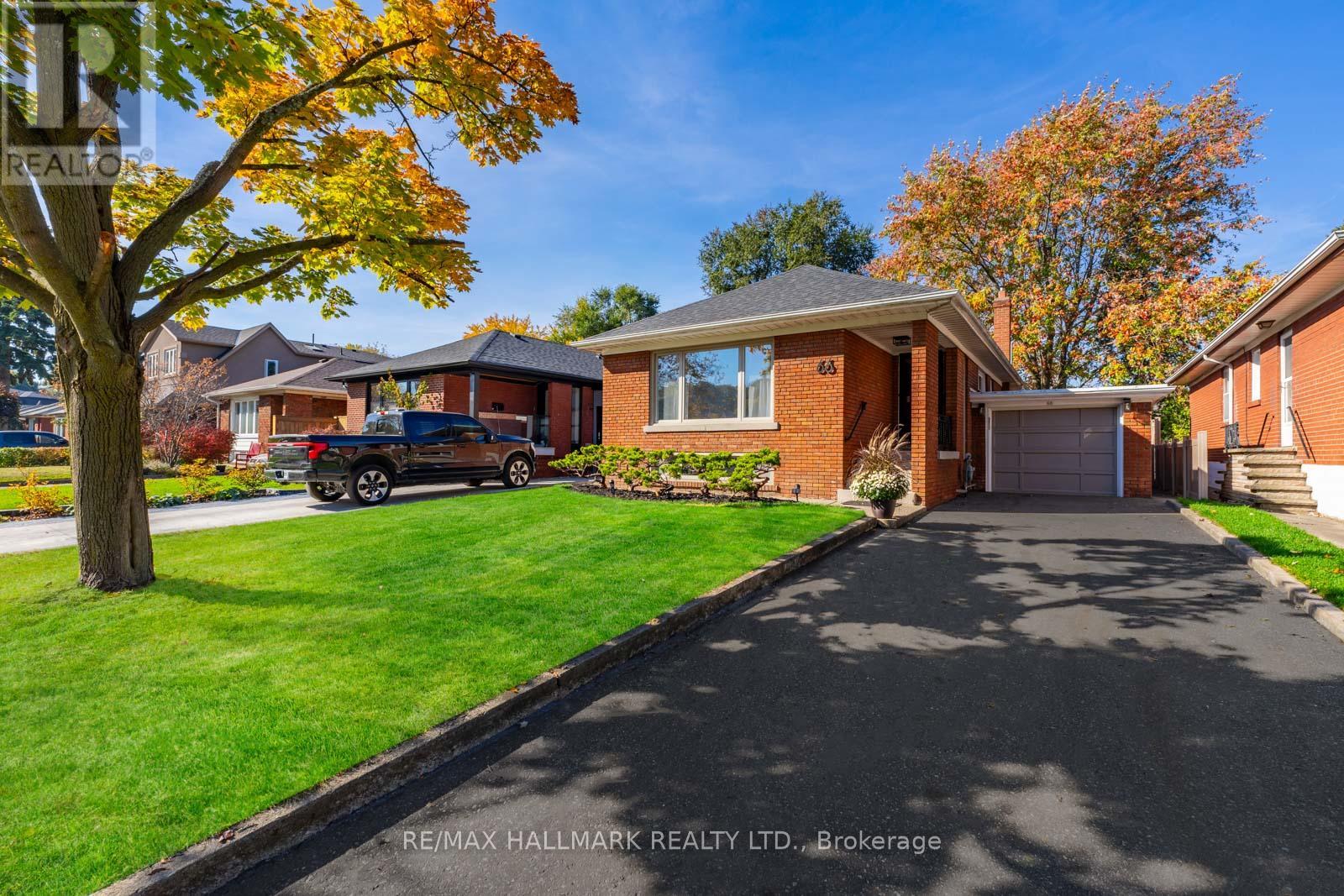 66 FERNCROFT DRIVE, Toronto (Birchcliffe-Cliffside)