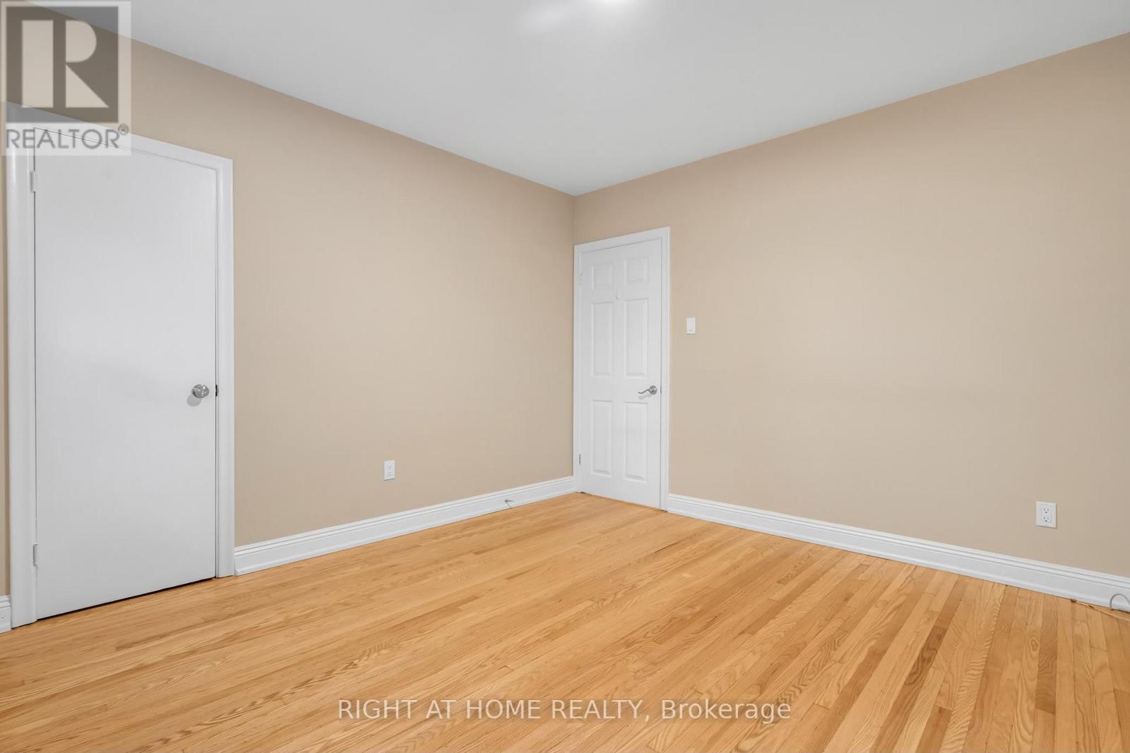 Main - 49 Mcgregor Road W, Toronto, Ontario  M1P 1C9 - Photo 14 - E13533000