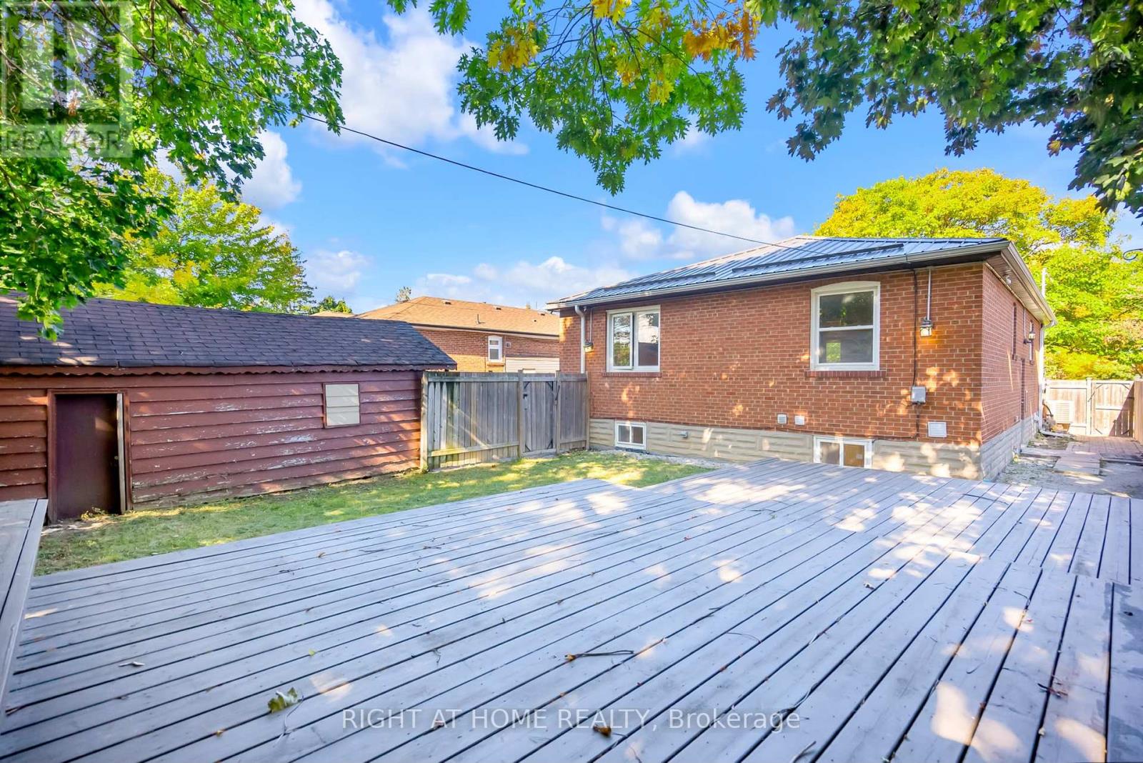 Main - 49 Mcgregor Road W, Toronto, Ontario  M1P 1C9 - Photo 17 - E13533000
