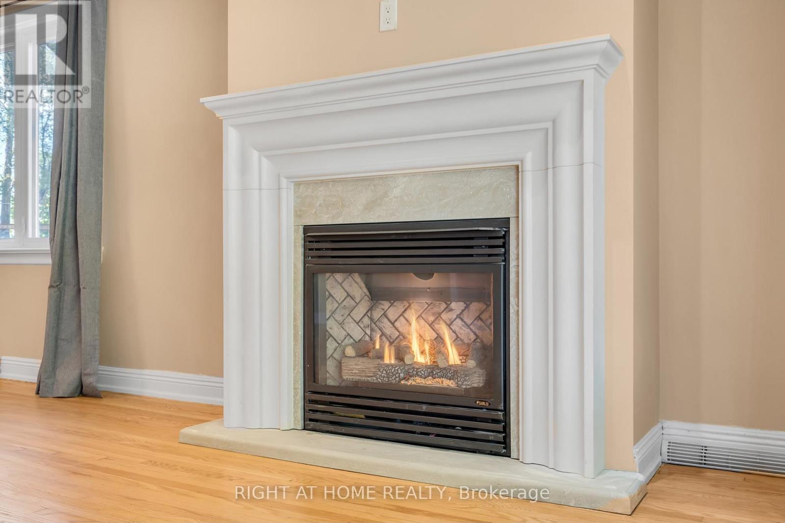 Main - 49 Mcgregor Road W, Toronto, Ontario  M1P 1C9 - Photo 5 - E13533000