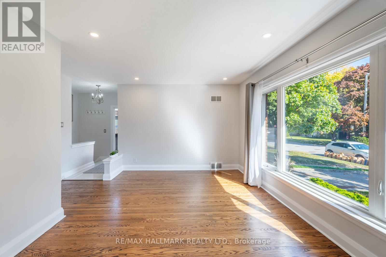 66 Ferncroft Drive, Toronto, Ontario  M1N 2X4 - Photo 6 - E13533012
