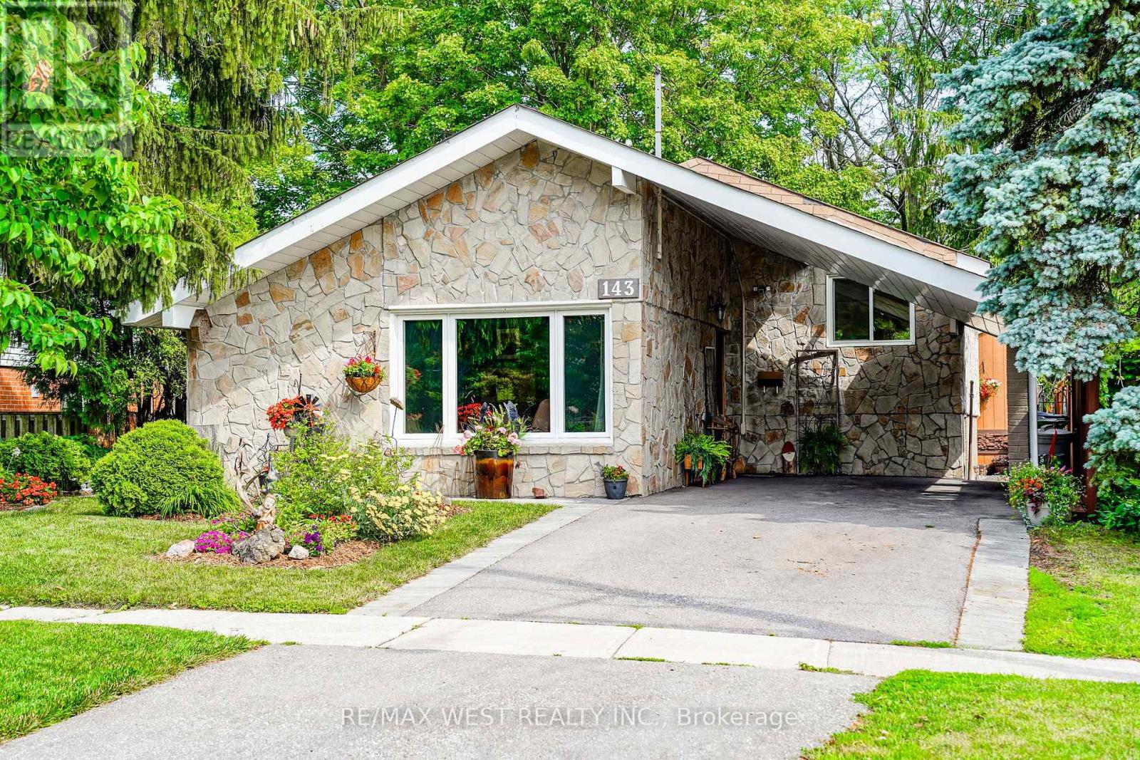 143 BOTANY HILL ROAD, Toronto (Morningside)