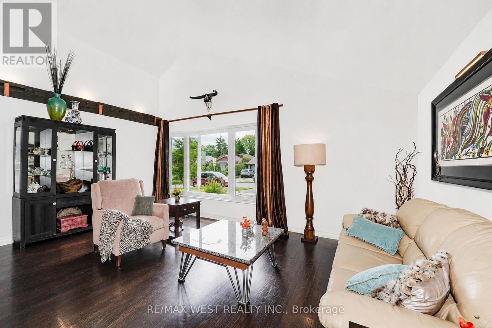 143 Botany Hill Road, Toronto, Ontario  M1G 3K6 - Photo 2 - E13533024