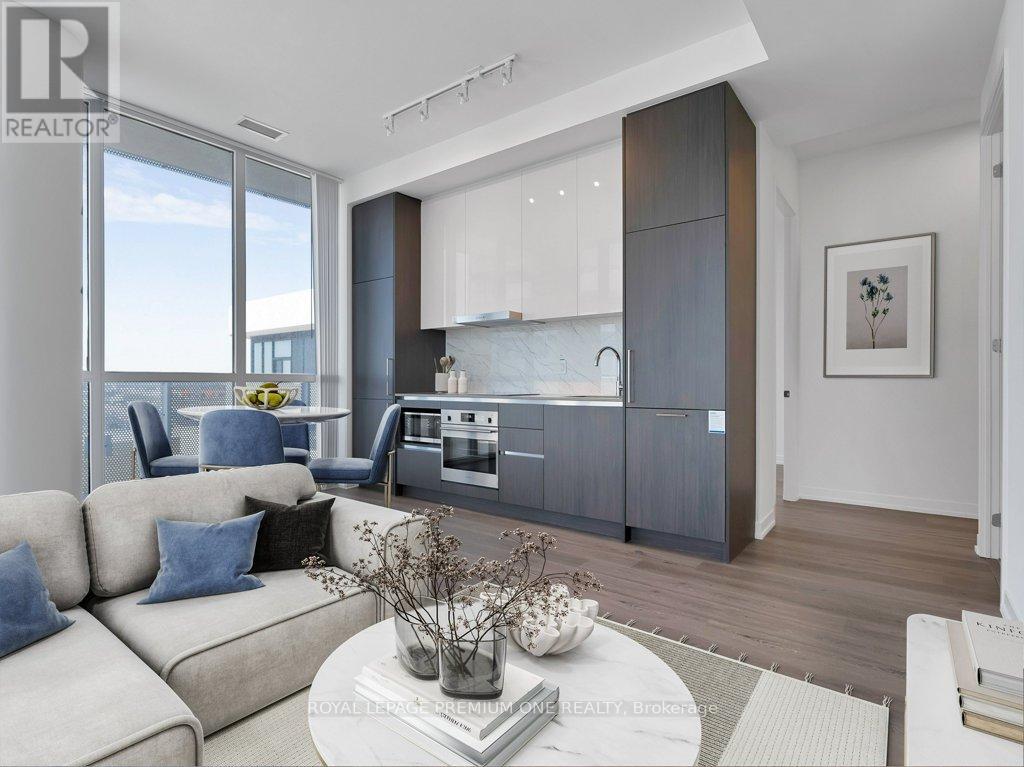 605 - 225 COMMERCE STREET, Vaughan, Ontario