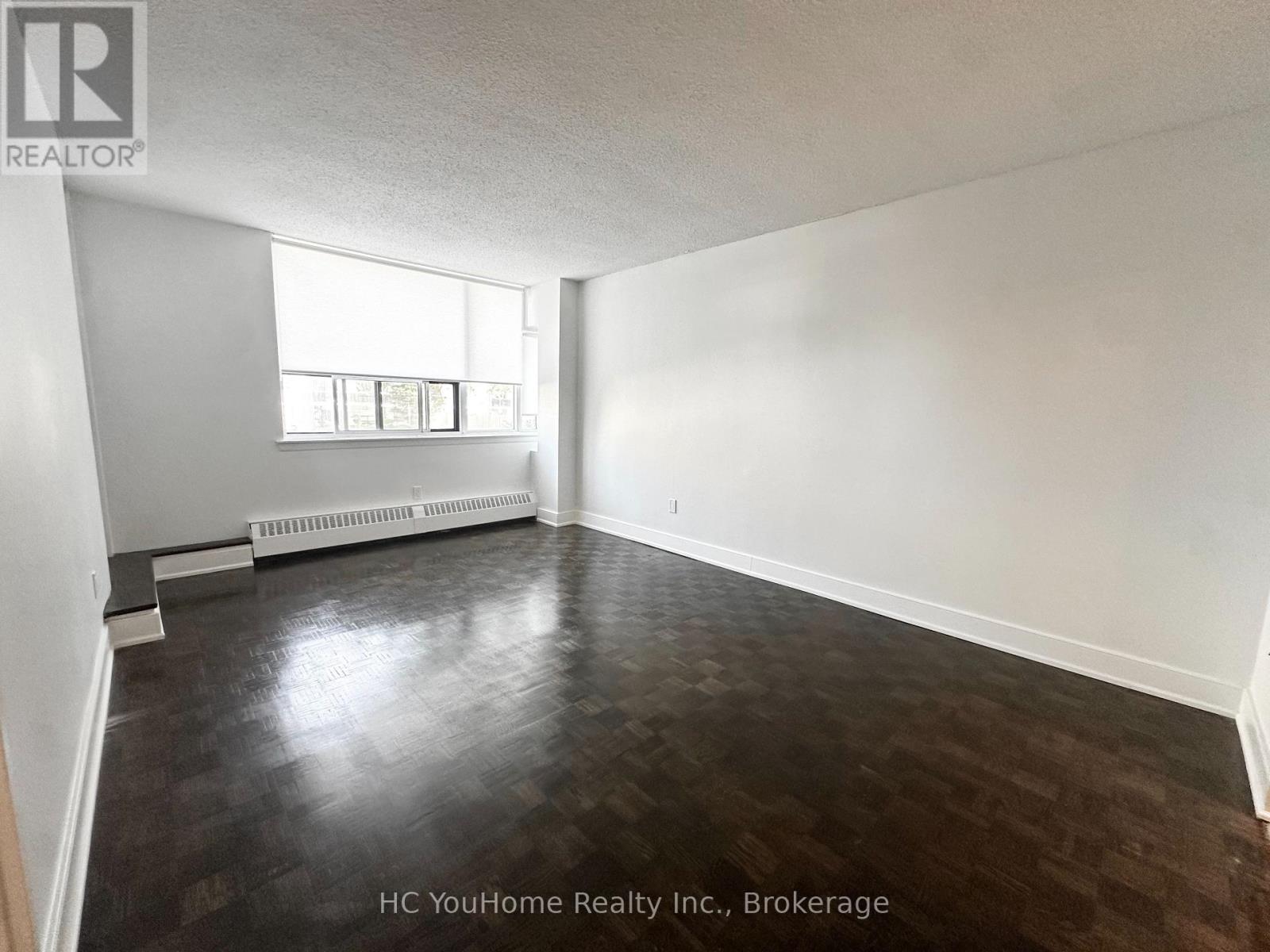 107 - 147 Wellington Street W, Aurora, Ontario  L4G 3M1 - Photo 4 - N13532852