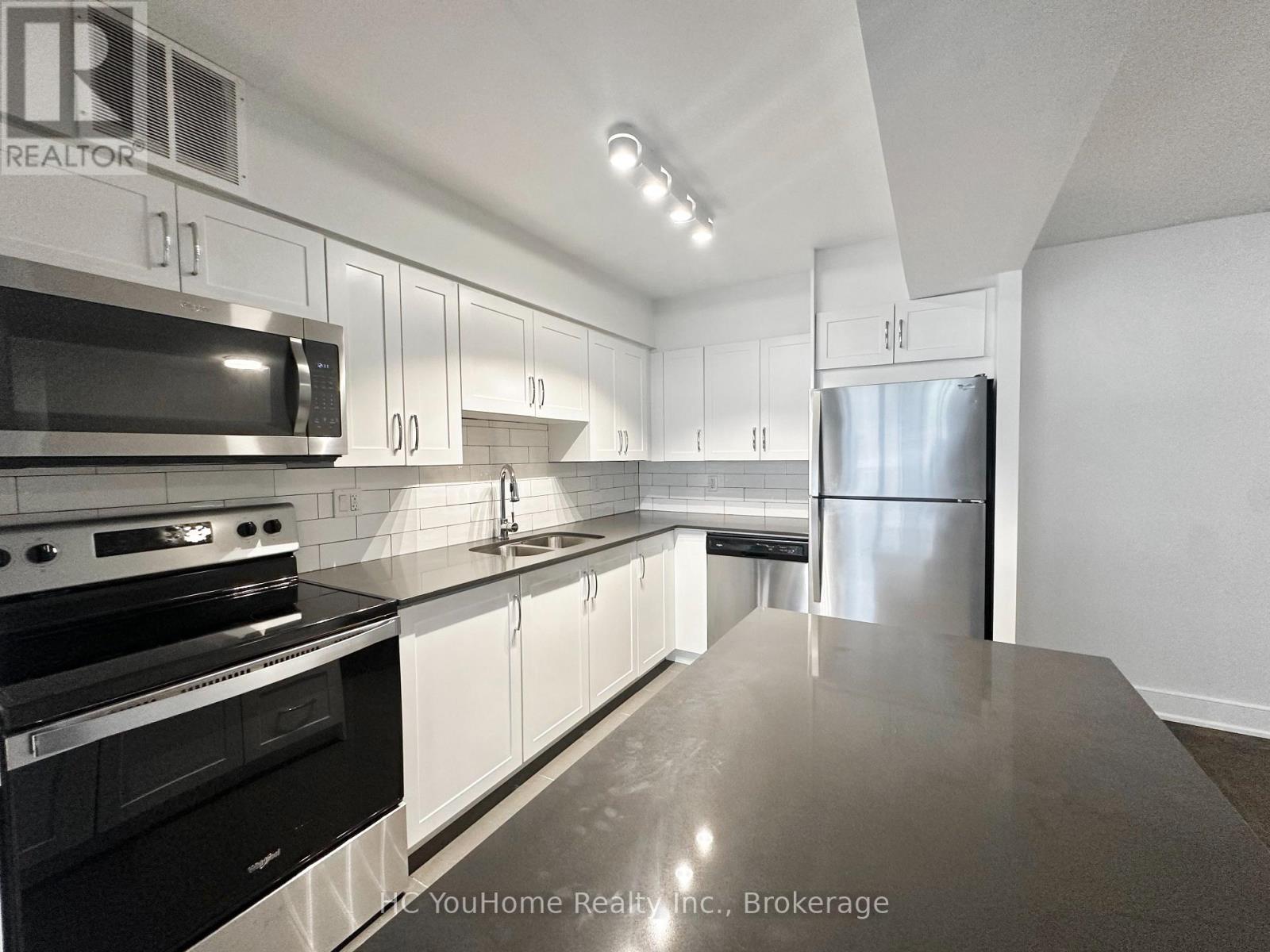 107 - 147 Wellington Street W, Aurora, Ontario  L4G 3M1 - Photo 6 - N13532852