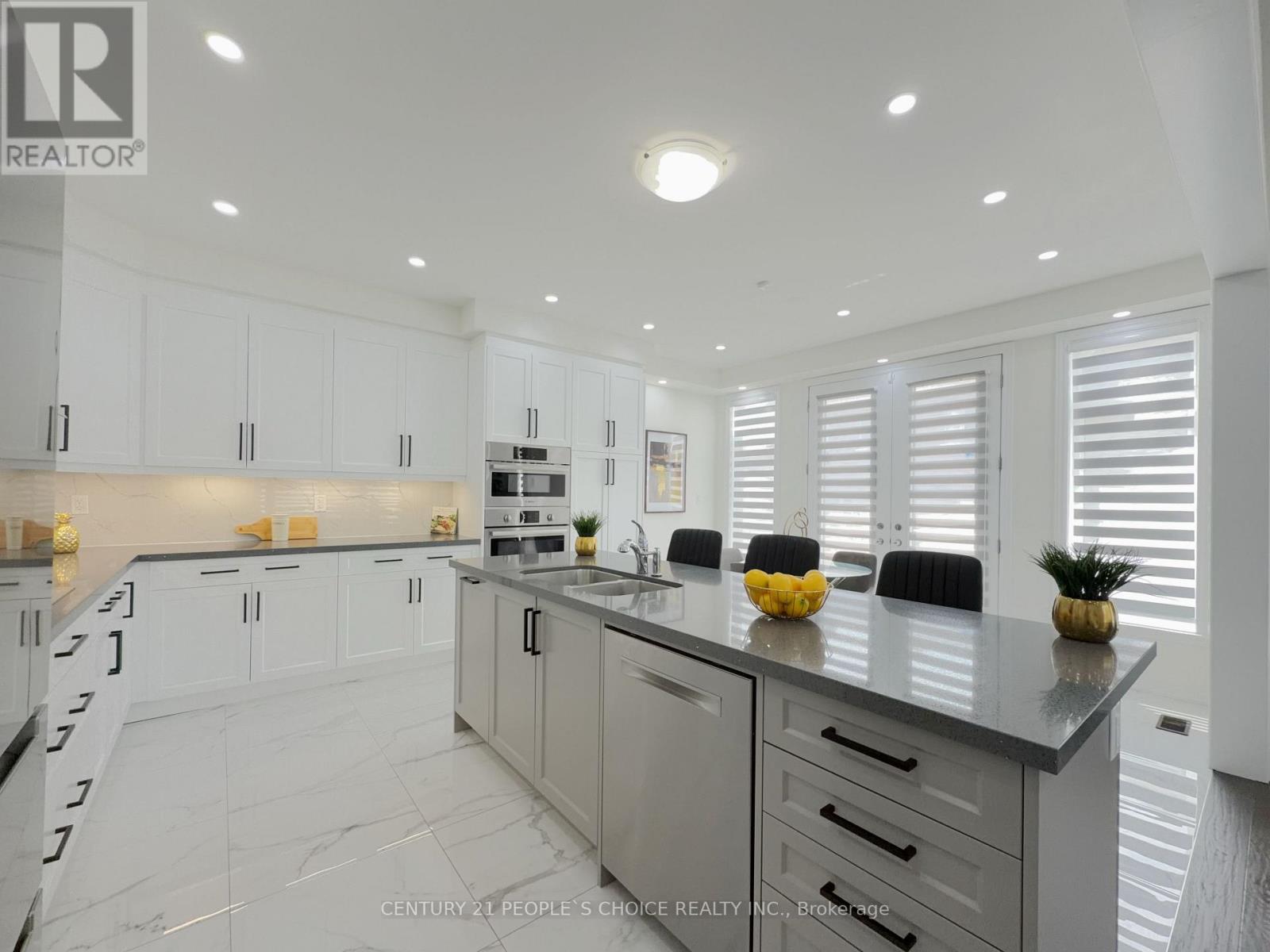 209 Stilton Avenue S, Vaughan, Ontario  L4H 5B9 - Photo 18 - N13532578