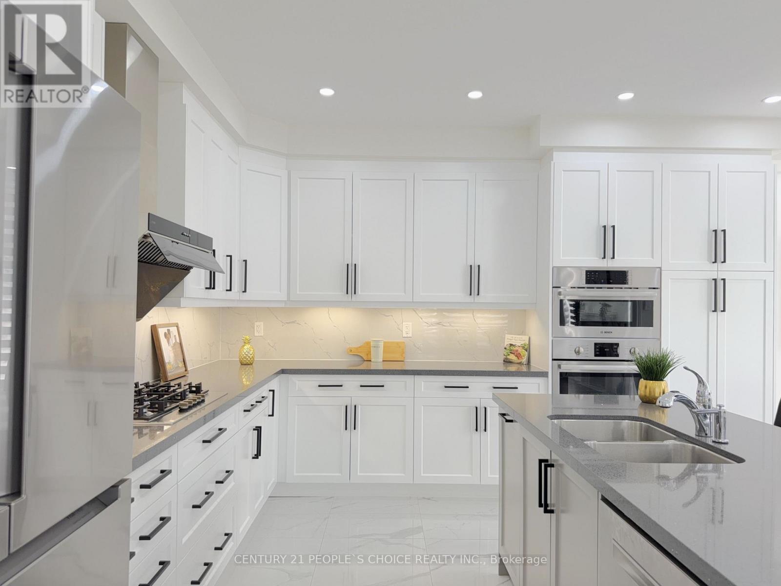 209 Stilton Avenue S, Vaughan, Ontario  L4H 5B9 - Photo 15 - N13532578