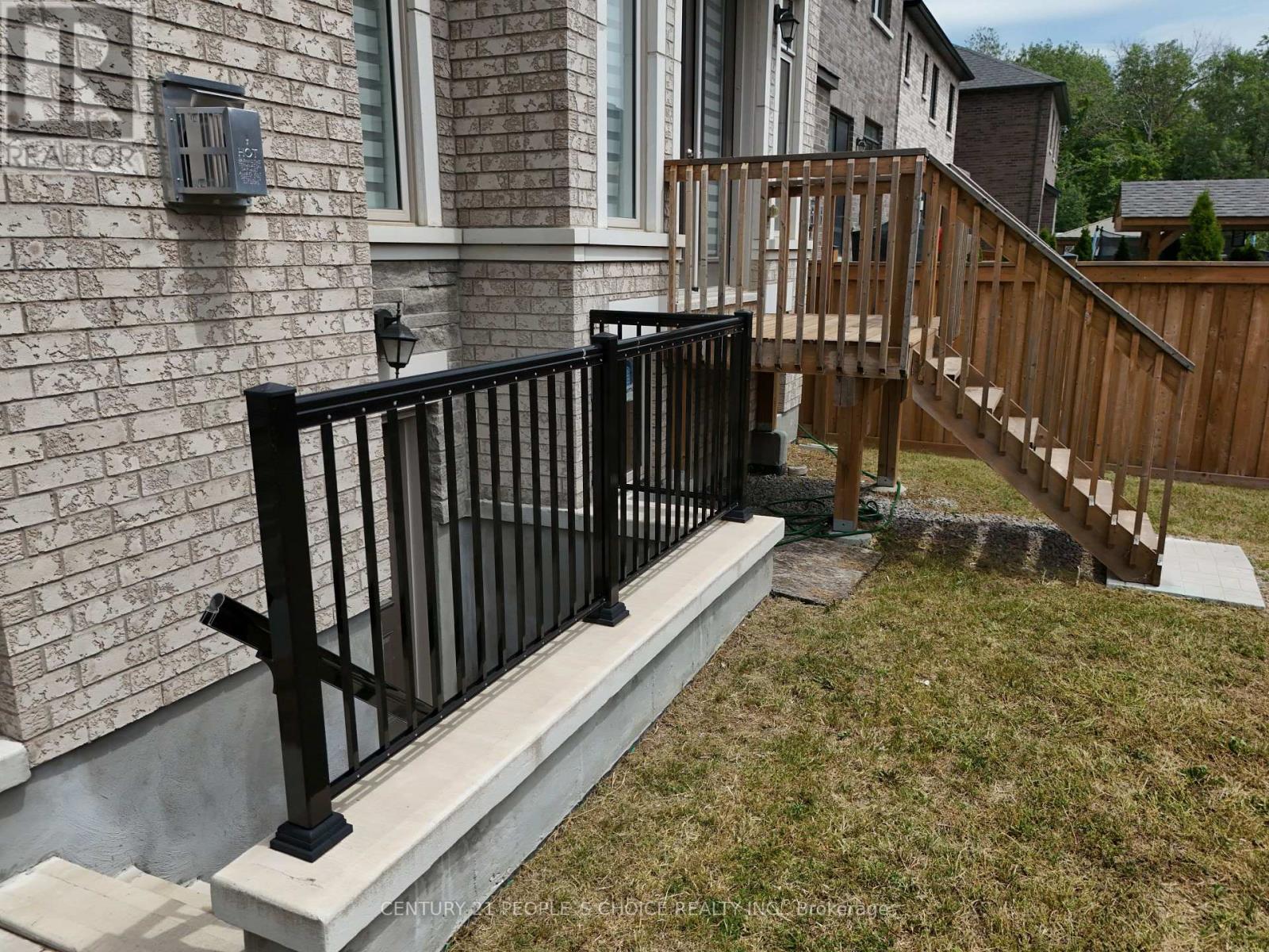 209 Stilton Avenue S, Vaughan, Ontario  L4H 5B9 - Photo 48 - N13532578