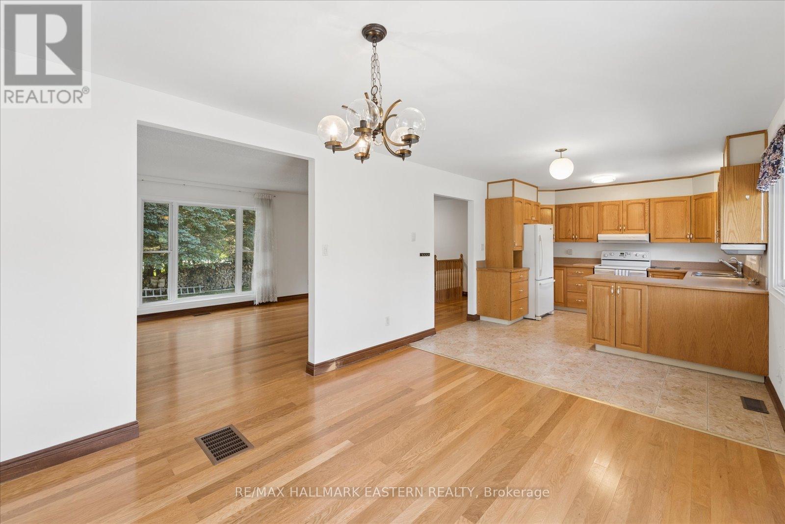 401 Ogemah Road, Kawartha Lakes, Ontario  K0M 2C0 - Photo 11 - X13532086