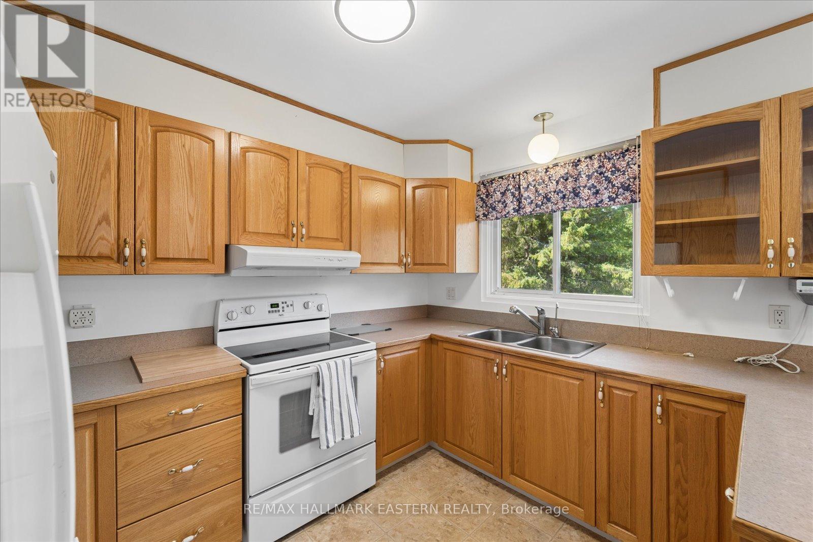 401 Ogemah Road, Kawartha Lakes, Ontario  K0M 2C0 - Photo 15 - X13532086