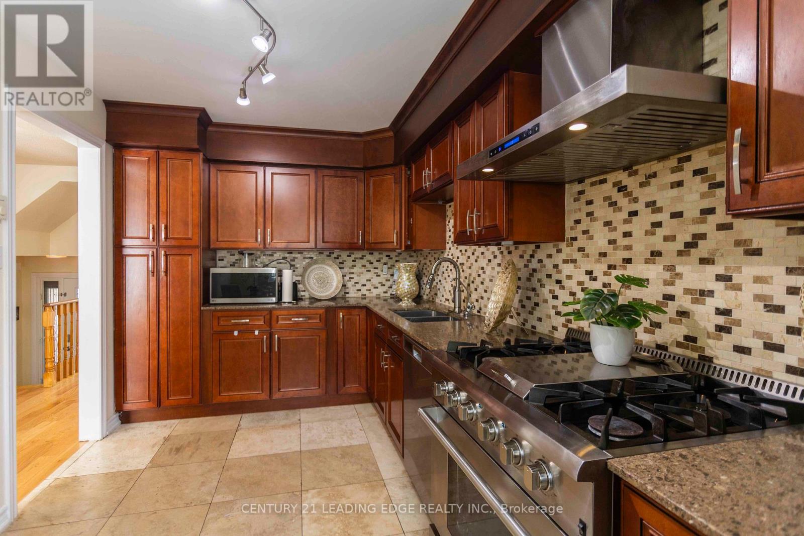 2259 Munn's Avenue, Oakville, Ontario  L6H 3M4 - Photo 13 - W13533026