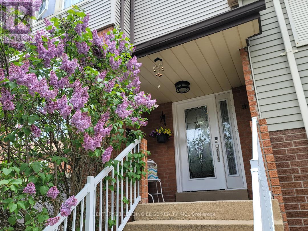2259 Munn's Avenue, Oakville, Ontario  L6H 3M4 - Photo 2 - W13533026