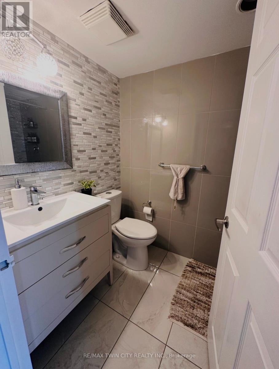 1801 - 265 Enfield Place, Mississauga, Ontario  L5B 3Y7 - Photo 11 - W13533056