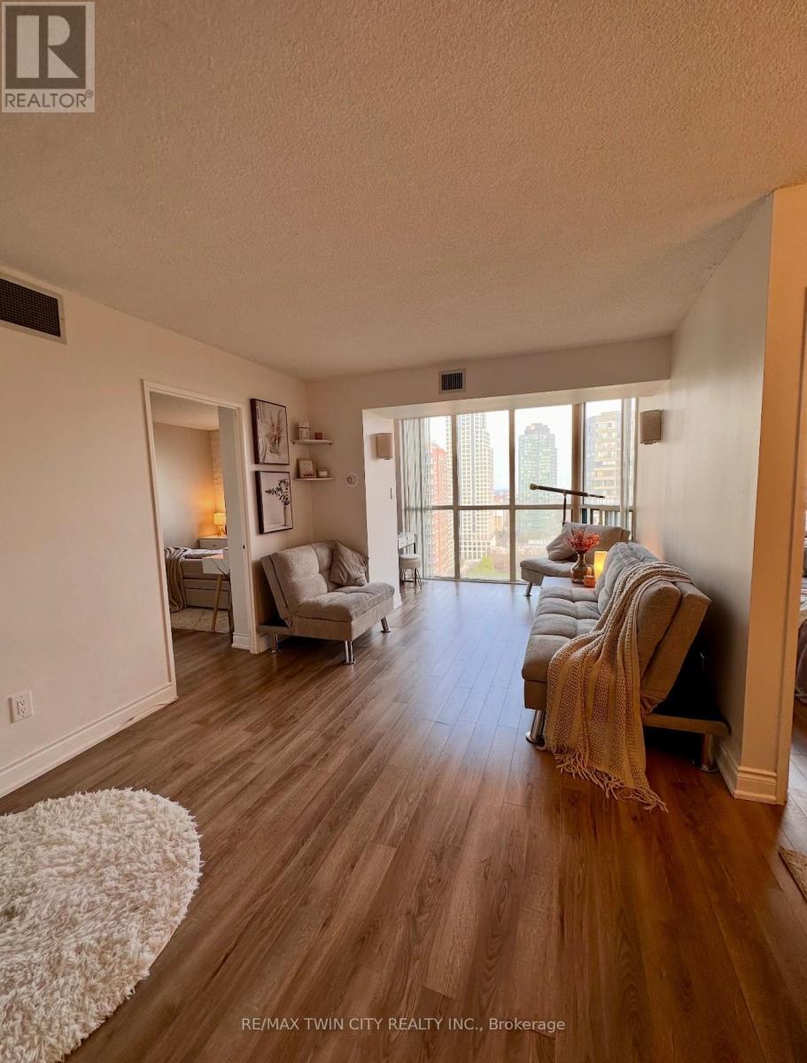 1801 - 265 Enfield Place, Mississauga, Ontario  L5B 3Y7 - Photo 12 - W13533056
