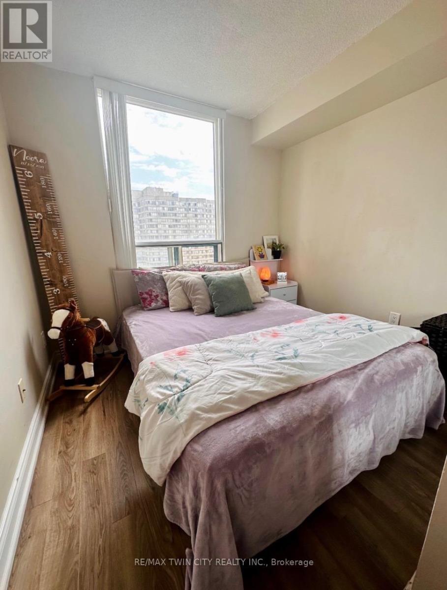 1801 - 265 Enfield Place, Mississauga, Ontario  L5B 3Y7 - Photo 6 - W13533056