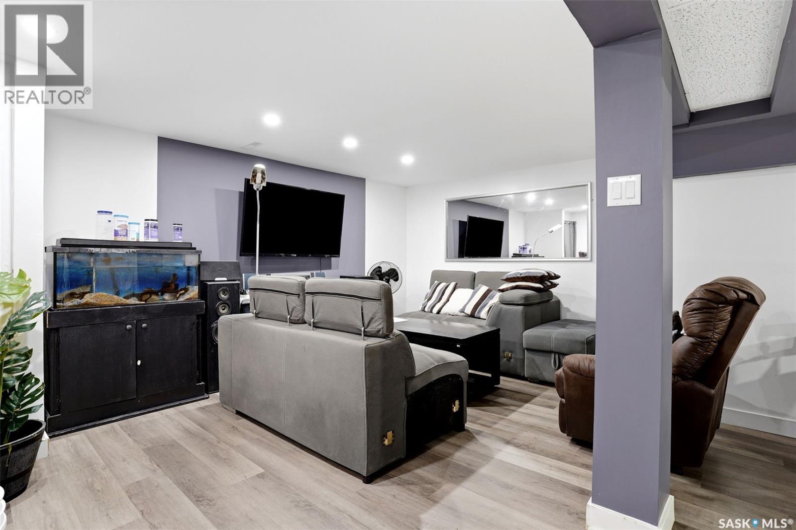 15 Ottawa Place, Regina, Saskatchewan  S4R 2V6 - Photo 20 - SK040817