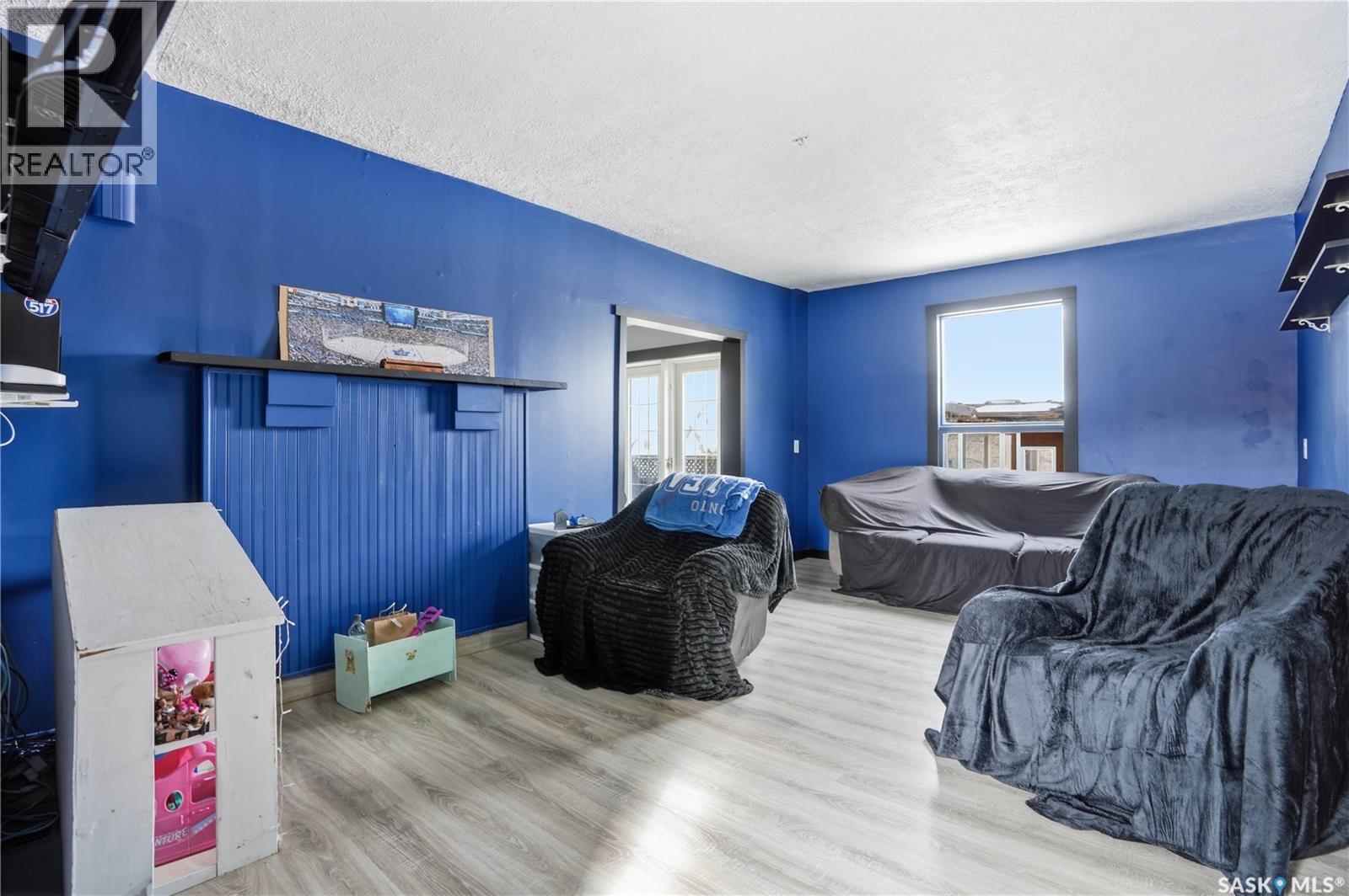 211 Martin Street, Pangman, Saskatchewan  S0C 2C0 - Photo 2 - SK041757
