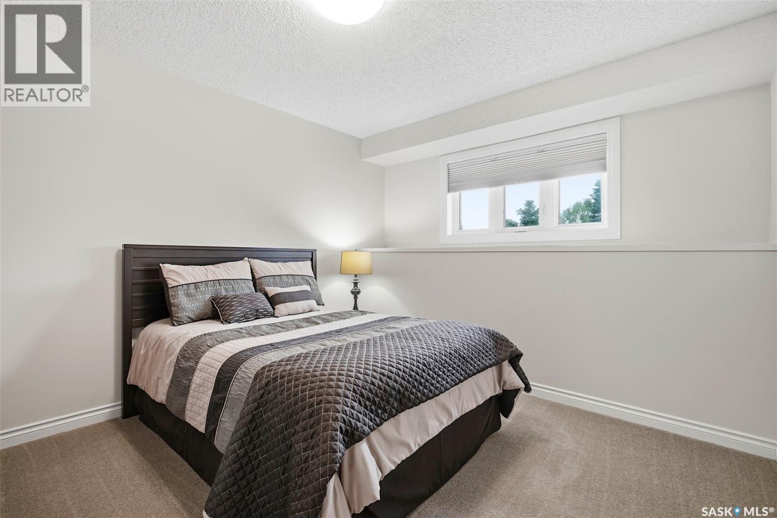 547 Whitewood Crescent, Saskatoon, Saskatchewan  S7J 4L4 - Photo 24 - SK041750