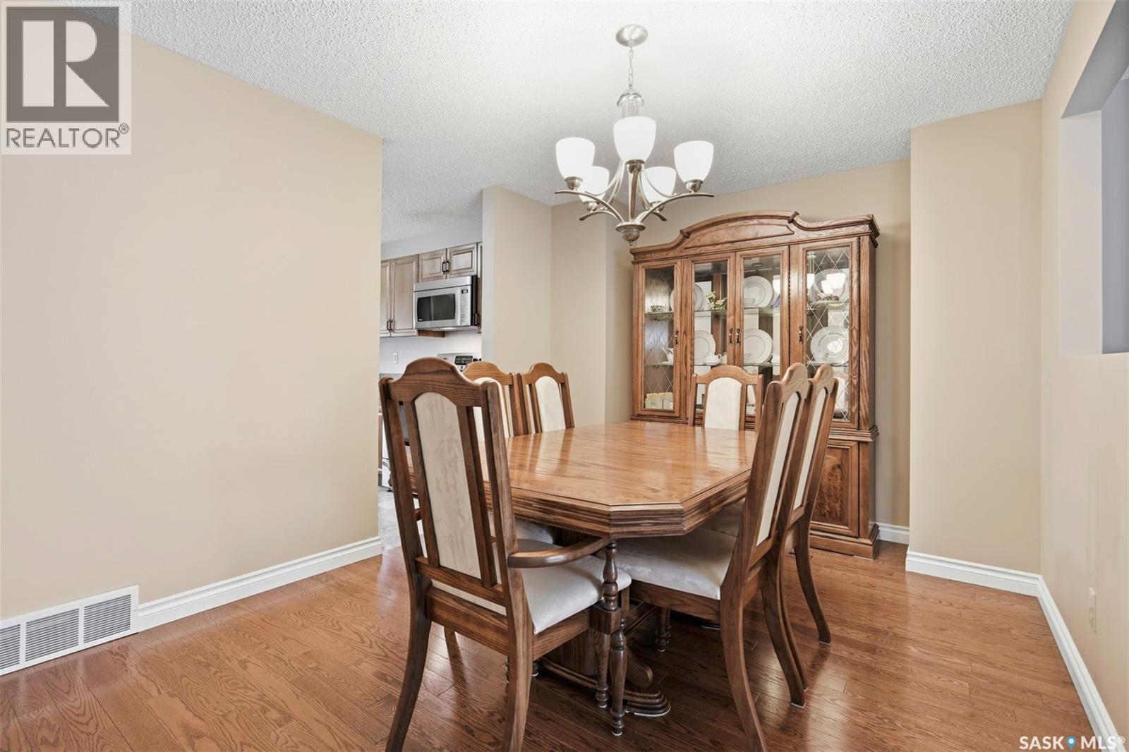 547 Whitewood Crescent, Saskatoon, Saskatchewan  S7J 4L4 - Photo 7 - SK041750