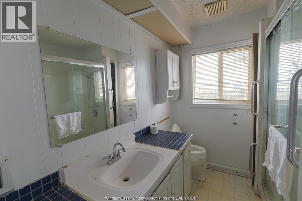 3 Oak, Essex, Ontario N0R 1J0 - Photo 8 - 26016293