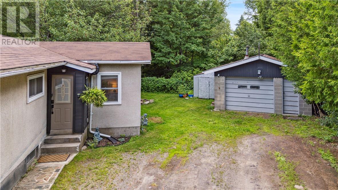 11 Michael Avenue, Lively, Ontario  P3Y 1N1 - Photo 31 - 2129042