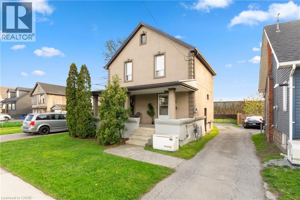 204 BEACH Boulevard, Hamilton