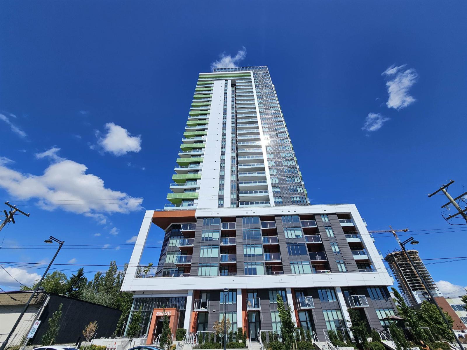 2408 10428 WHALLEY BOULEVARD