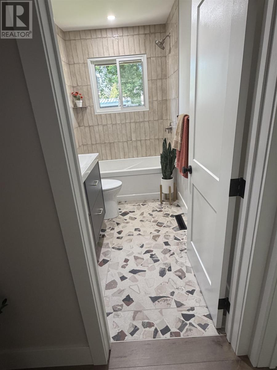104 Riverview Drive, Thunder Bay, Ontario  P7C 1R3 - Photo 18 - TB2601821