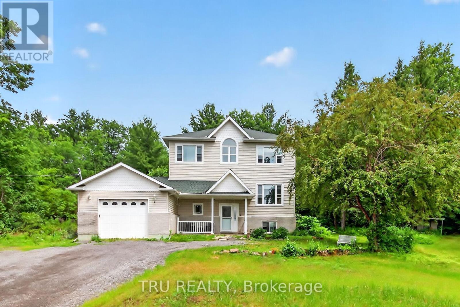 2376 Kinburn Side Road, Ottawa, Ontario  K0A 2H0 - Photo 2 - X13533196