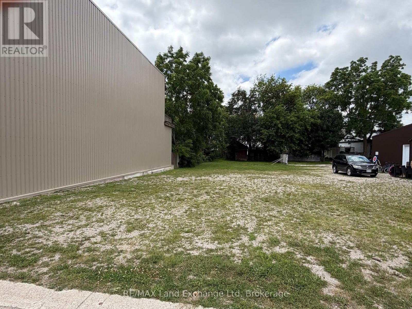 123 King Street, Bluewater, Ontario  N0M 1X0 - Photo 2 - X13533344