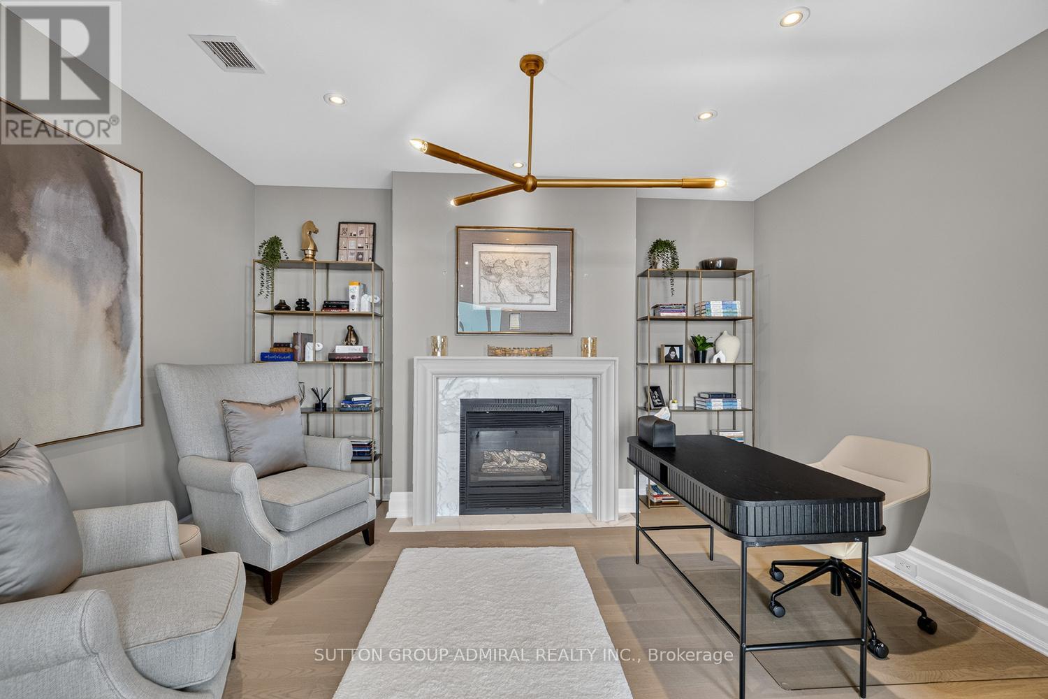 1801 - 155 St Clair Avenue W, Toronto, Ontario  M4V 0A1 - Photo 7 - C13533144