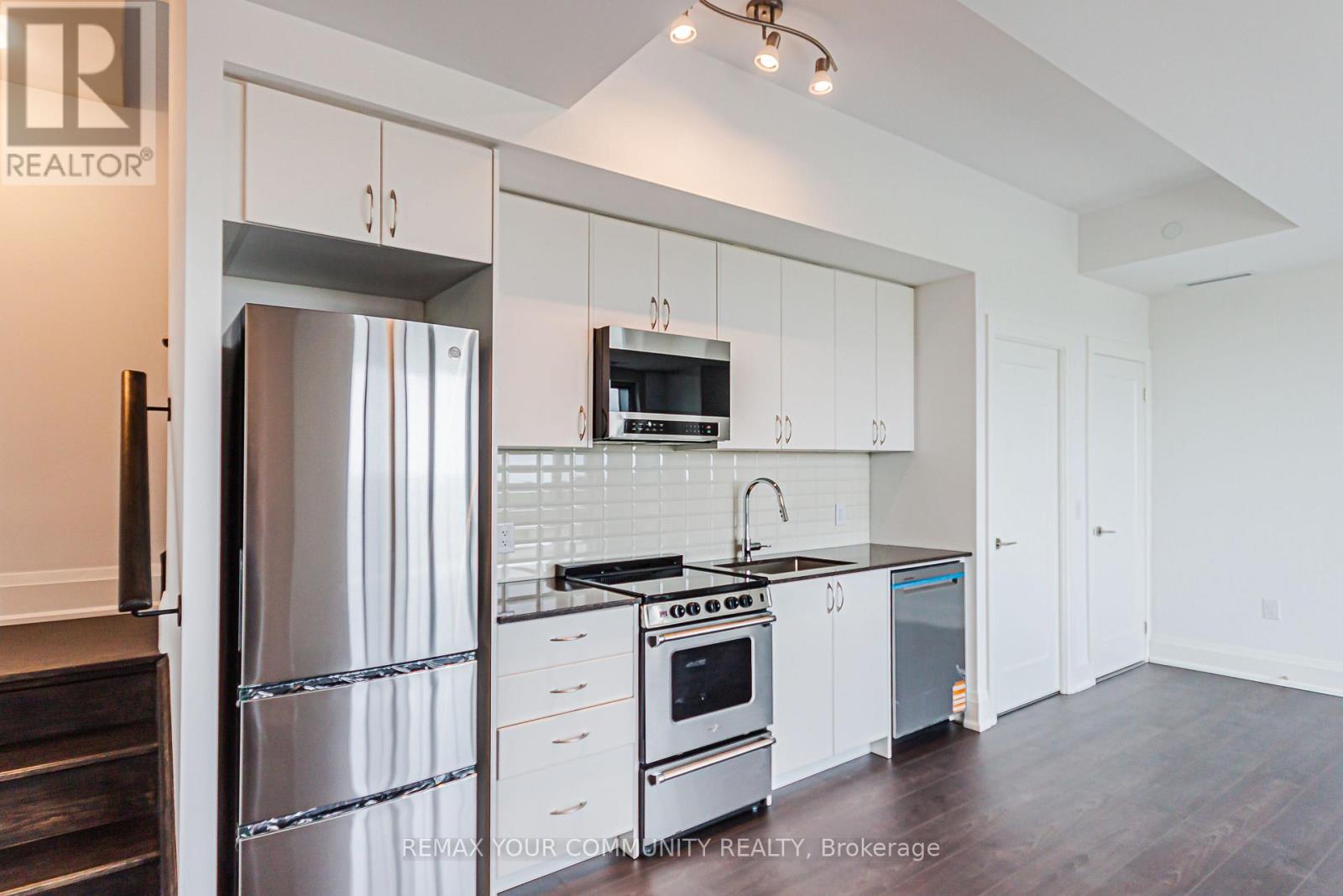 905 - 700 Sheppard Avenue W, Toronto, Ontario  M3H 0G5 - Photo 7 - C13533212