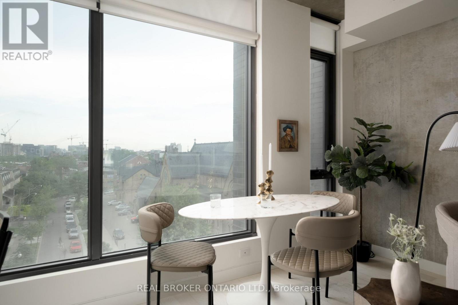 508 - 111 Bathurst Street, Toronto, Ontario  M5V 0M9 - Photo 4 - C13533256