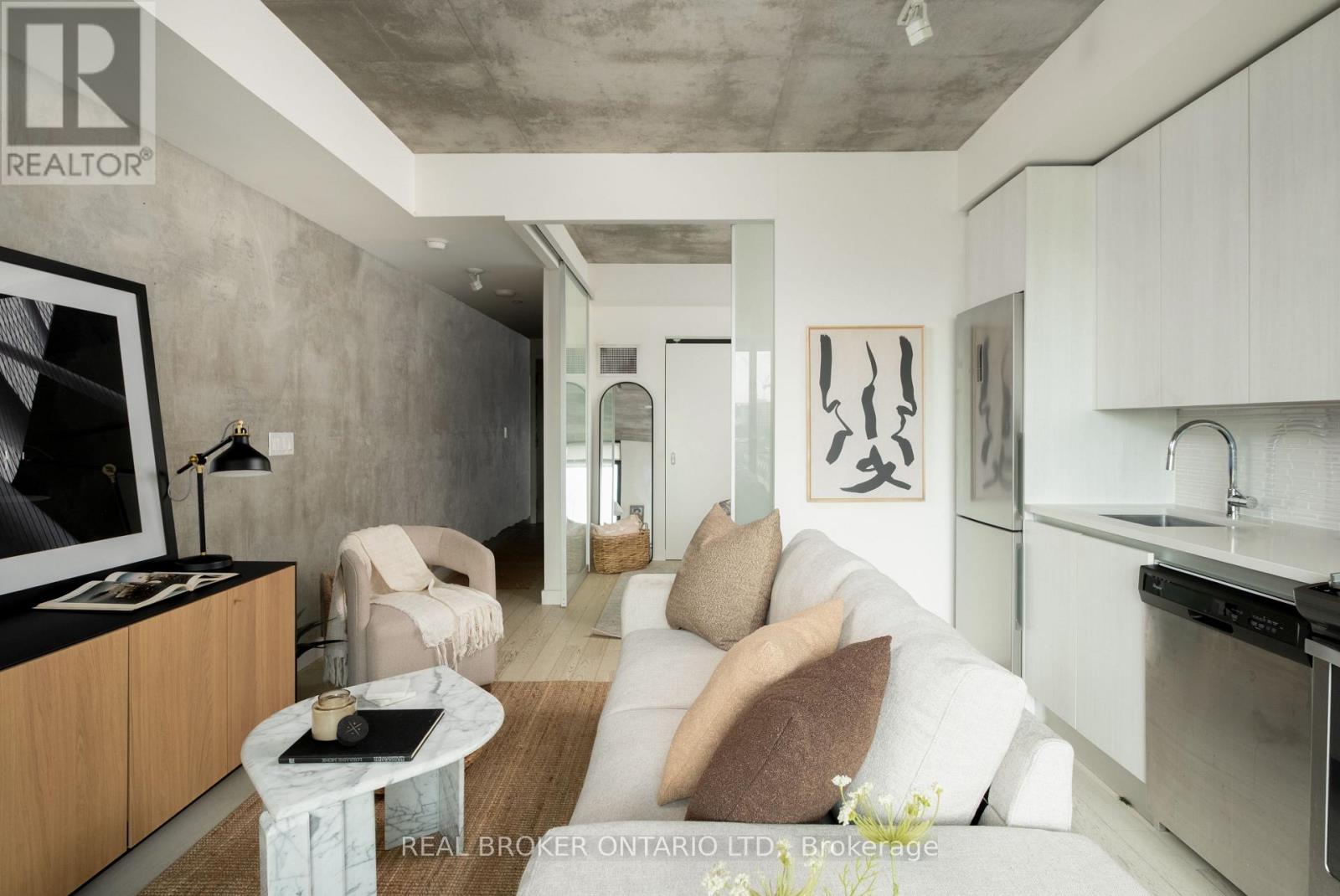 508 - 111 Bathurst Street, Toronto, Ontario  M5V 0M9 - Photo 8 - C13533256