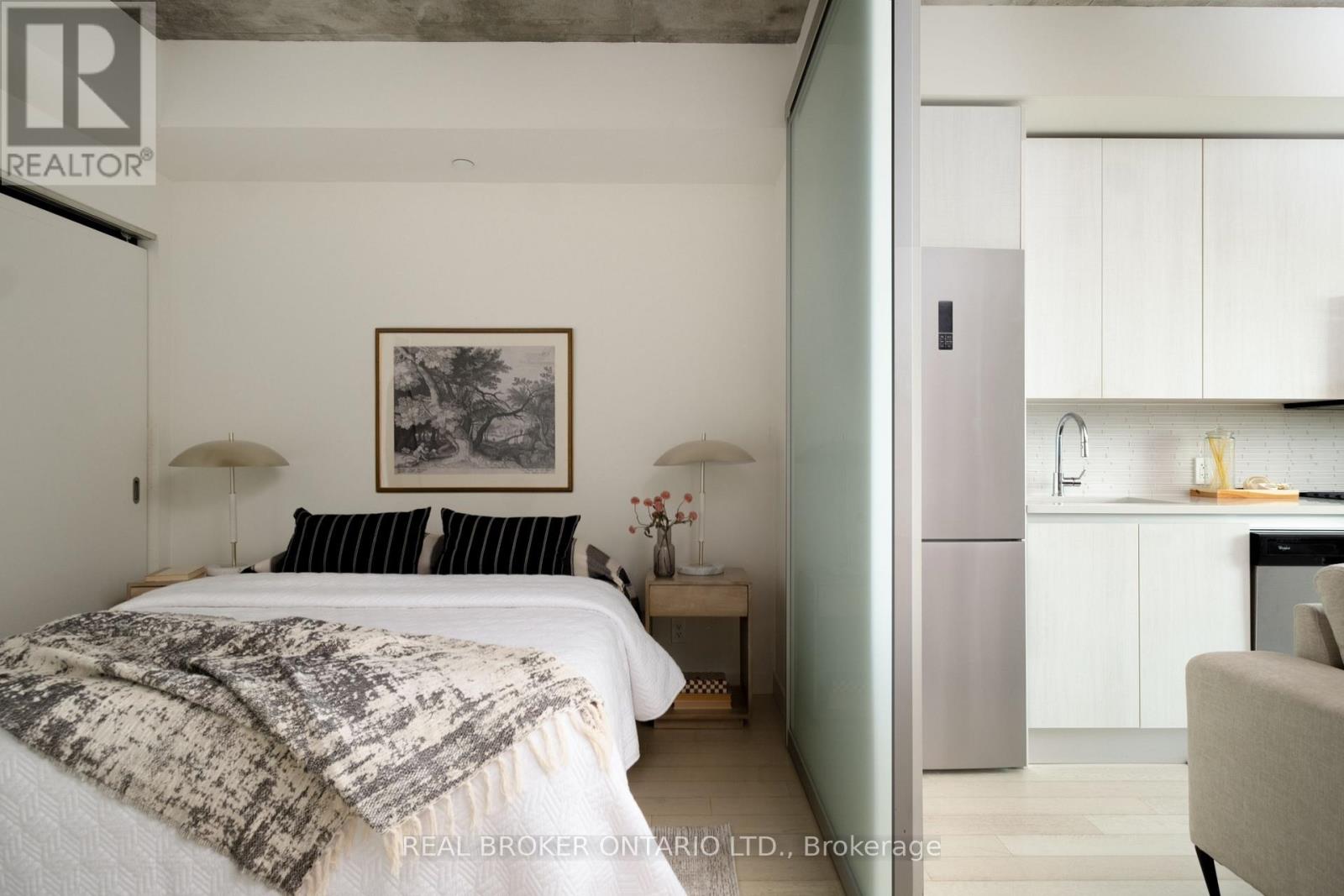 508 - 111 Bathurst Street, Toronto, Ontario  M5V 0M9 - Photo 9 - C13533256