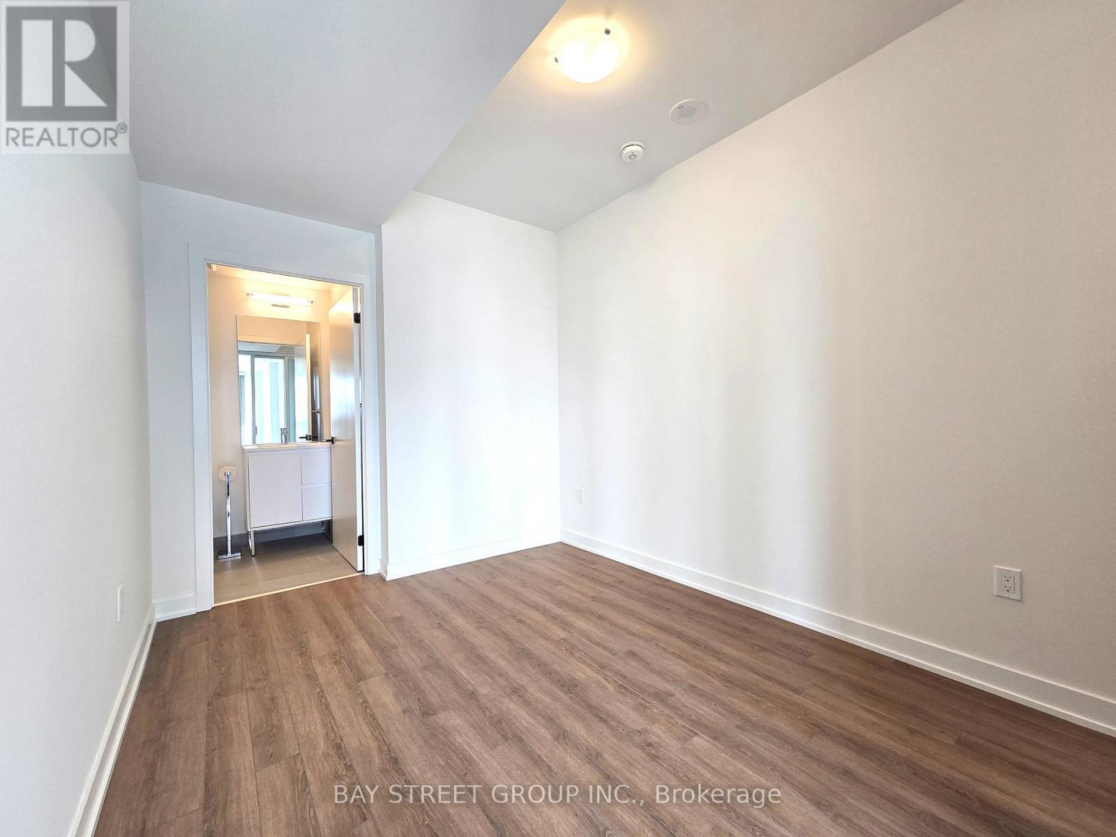 1507 - 5 Quarrington Line, Toronto, Ontario  M3C 0S5 - Photo 12 - C13533282