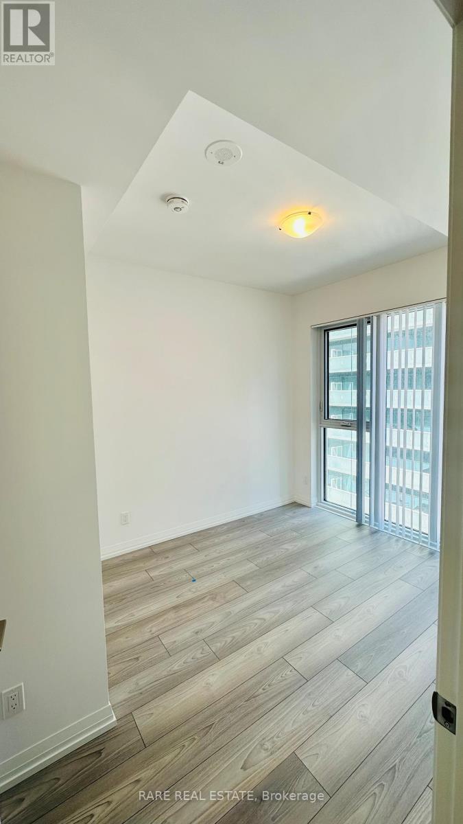 1003 - 400 King Street W, Toronto, Ontario  M5V 0X8 - Photo 3 - C13533322