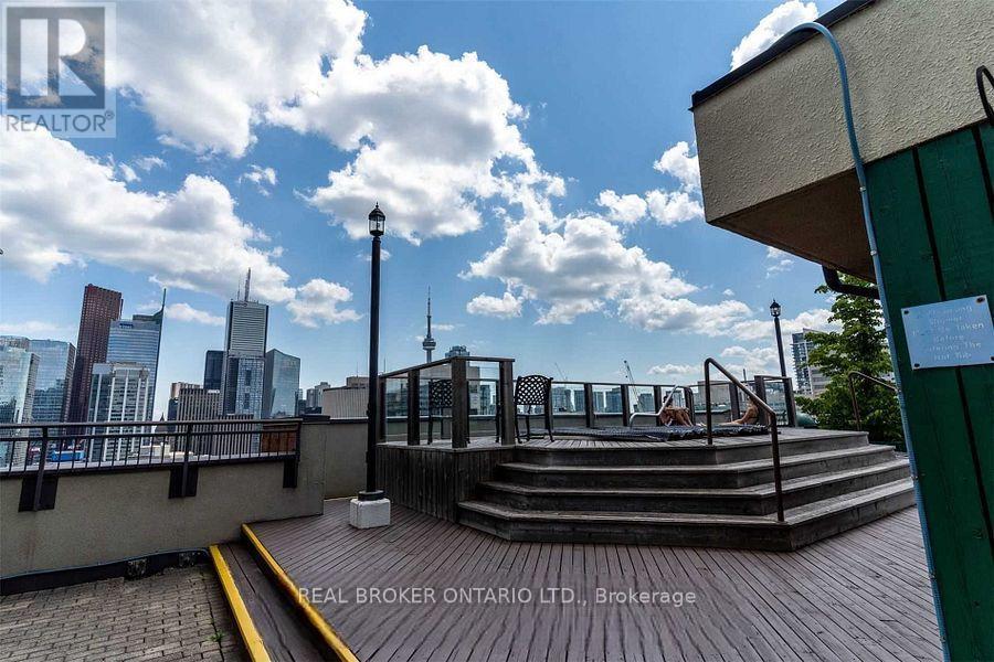 2021 - 633 Bay Street, Toronto, Ontario  M5G 2G4 - Photo 18 - C13533374