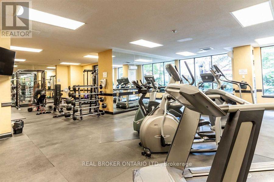 2021 - 633 Bay Street, Toronto, Ontario  M5G 2G4 - Photo 20 - C13533374