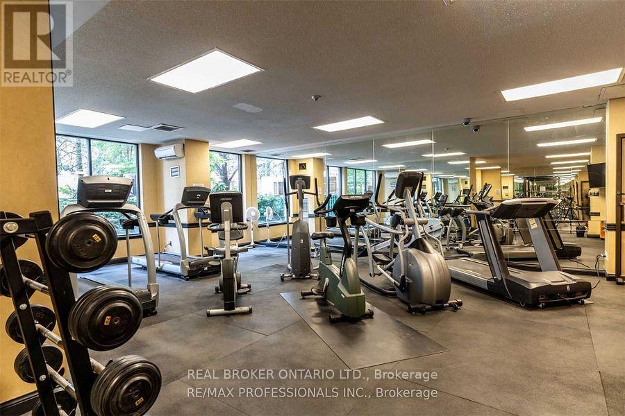 2021 - 633 Bay Street, Toronto, Ontario  M5G 2G4 - Photo 24 - C13533374