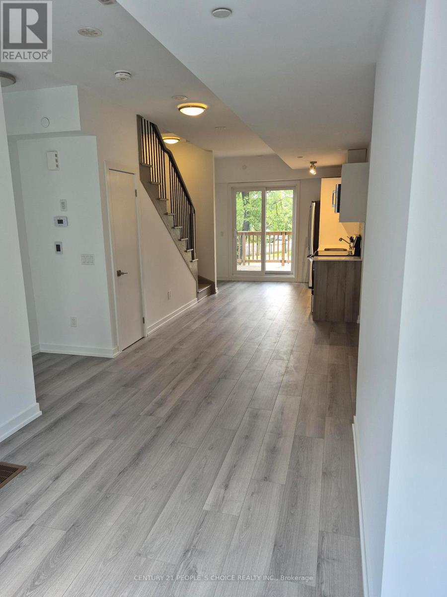21 Calamint Lane, Toronto, Ontario M1W 2H1 - Photo 6 - E13533168