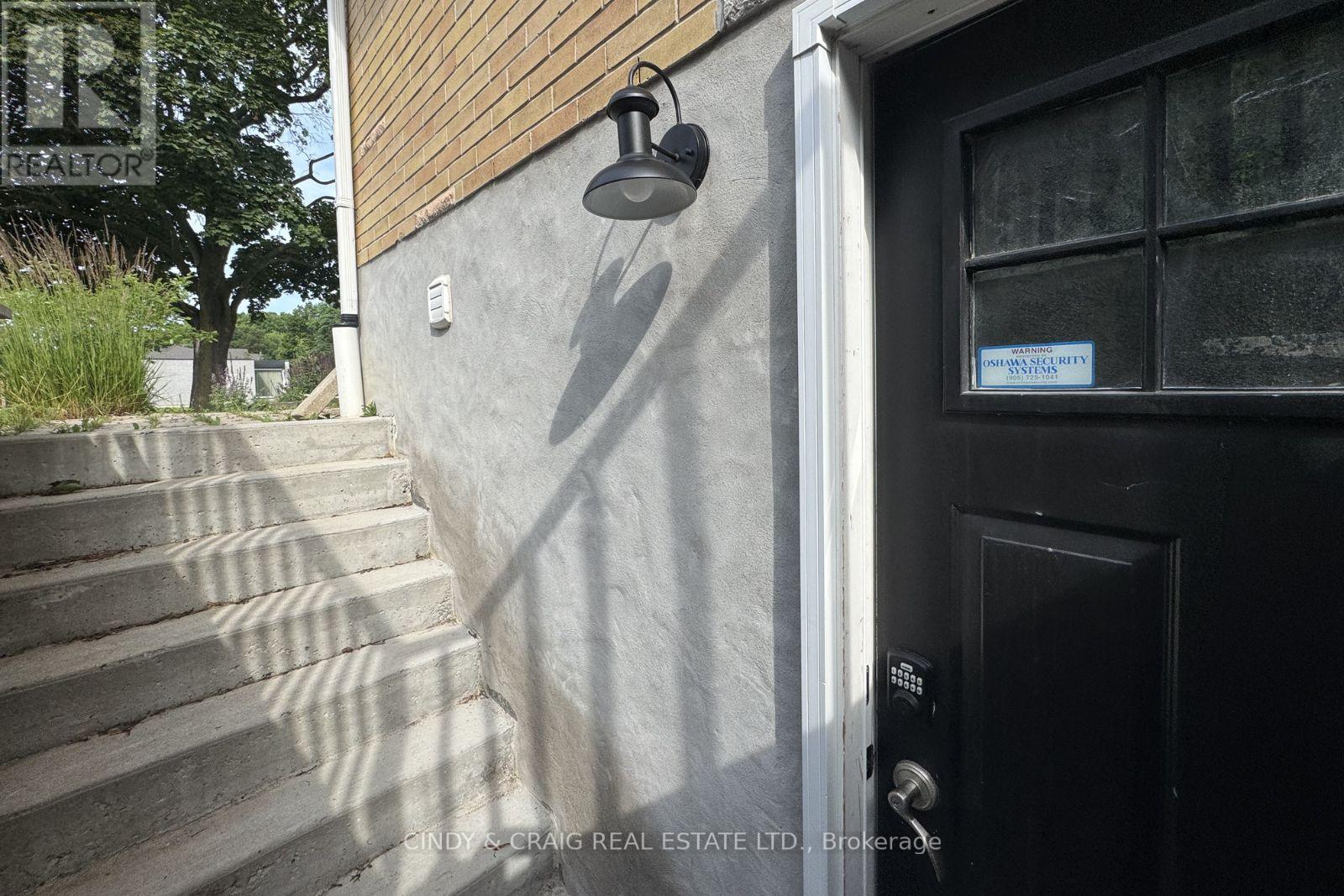Basement - 679 Oshawa Boulevard N, Oshawa, Ontario  L1G 5V1 - Photo 3 - E13533216